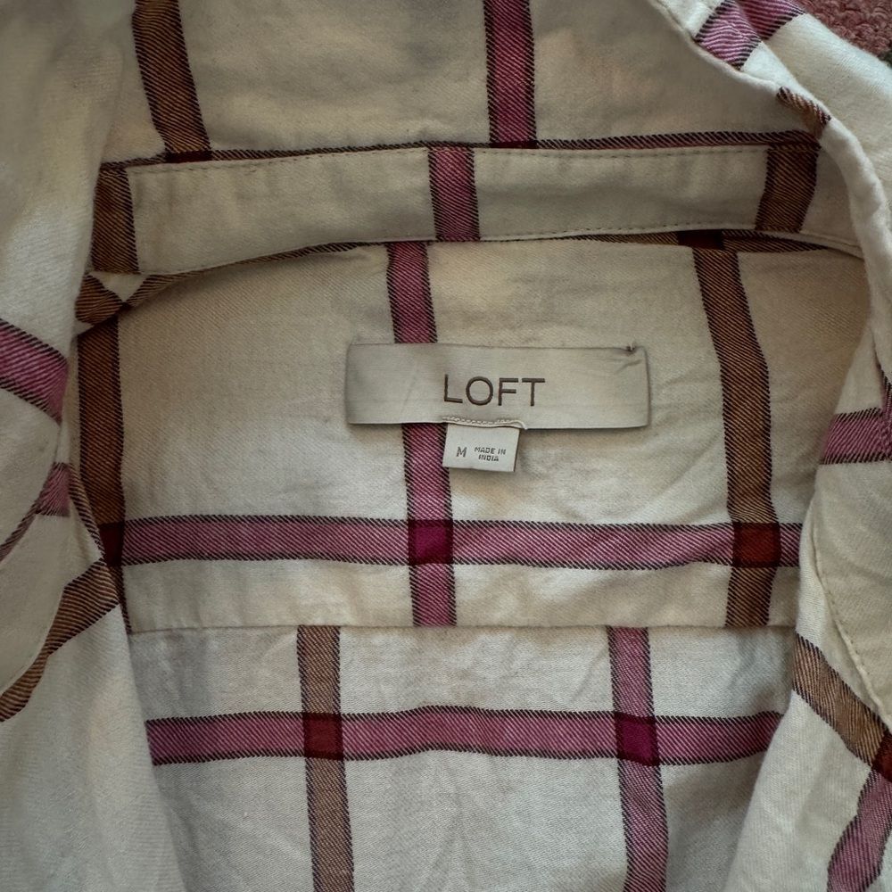 Loft Women’s Plaid Button-Up Shirt fall colors, size medium - Picture 2 of 3
